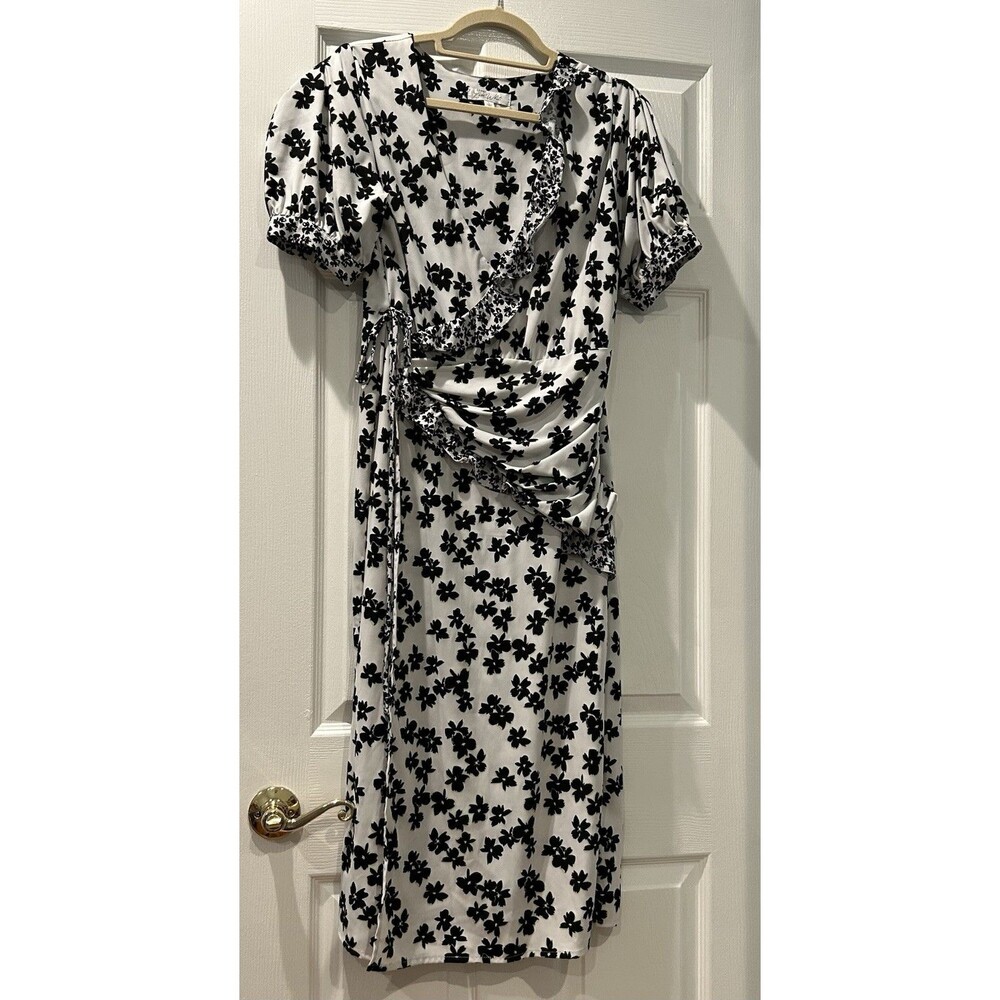 Love, Whit Black And White Floral Wrap Dress Size L